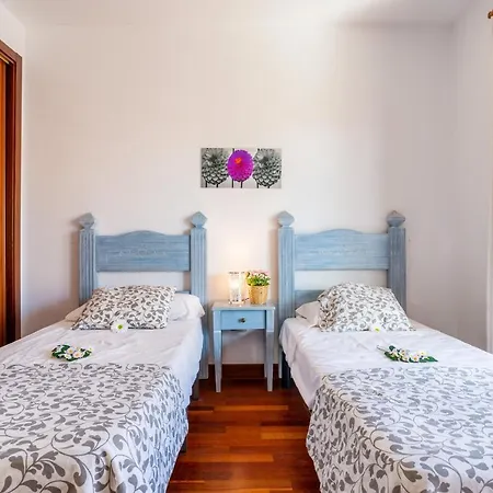 Villa Villa Salinas By Ghr Rentals *