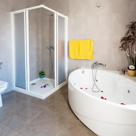 Villa Villa Salinas By Ghr Rentals *