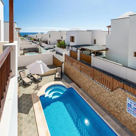 Villa Salinas By Ghr Rentals Villa Costa Teguise